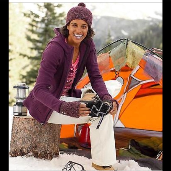 Athleta Sphere pants, size 6. Color is wine. Euc. - Picture 2 of 6